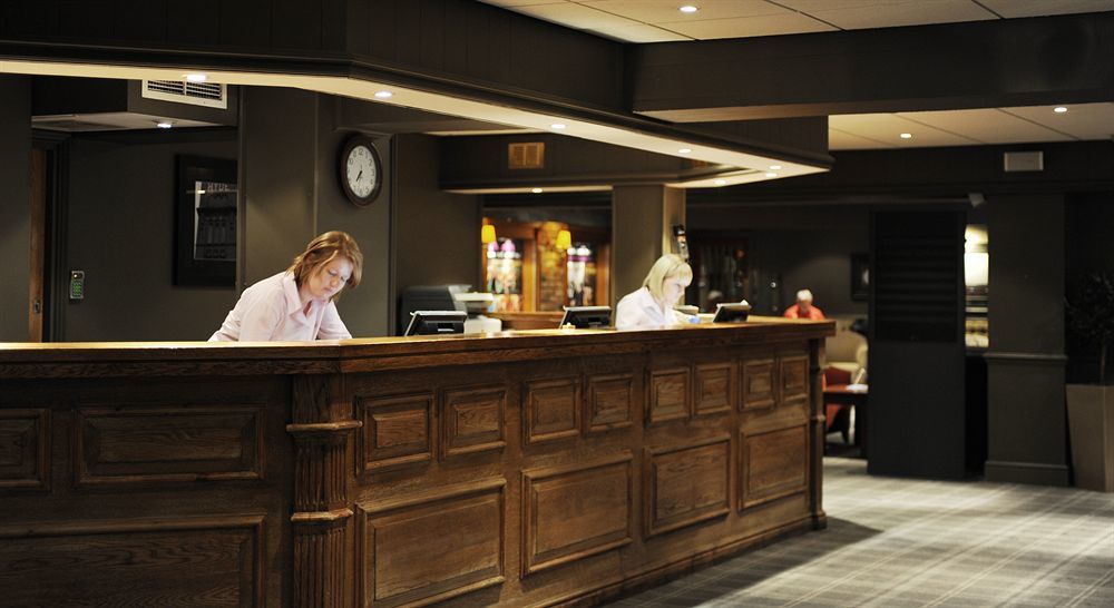 Village Hotel Manchester Hyde Zewnętrze zdjęcie